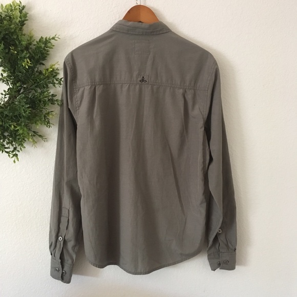 PrAna Men's Button Down Long Sleeve Shirt - Picture 2 of 6